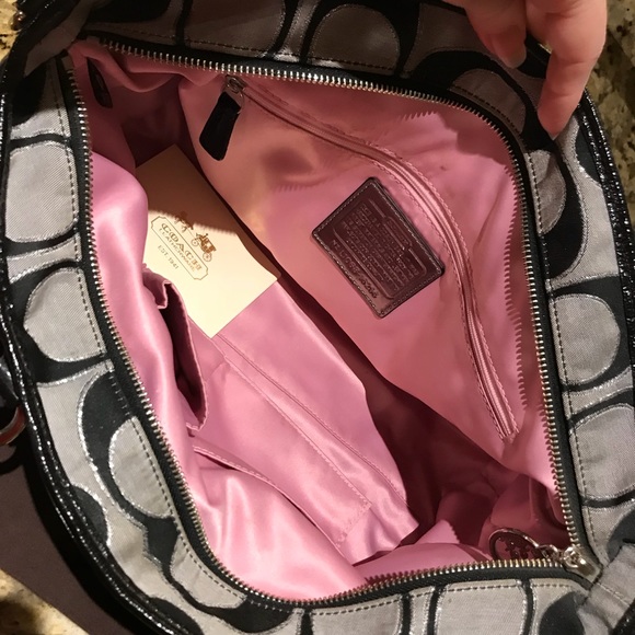 Coach - Picture 4 of 4